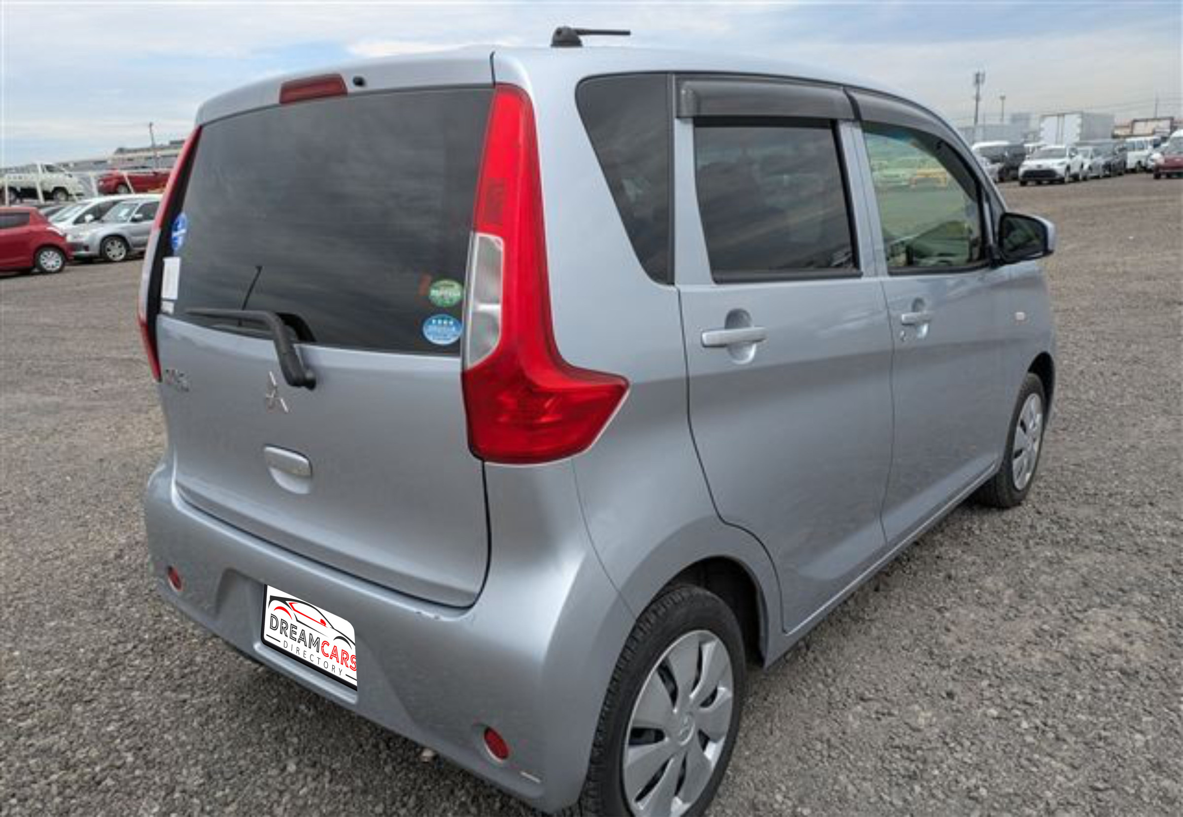 Mitsubishi eK Wagon 2016 (2)