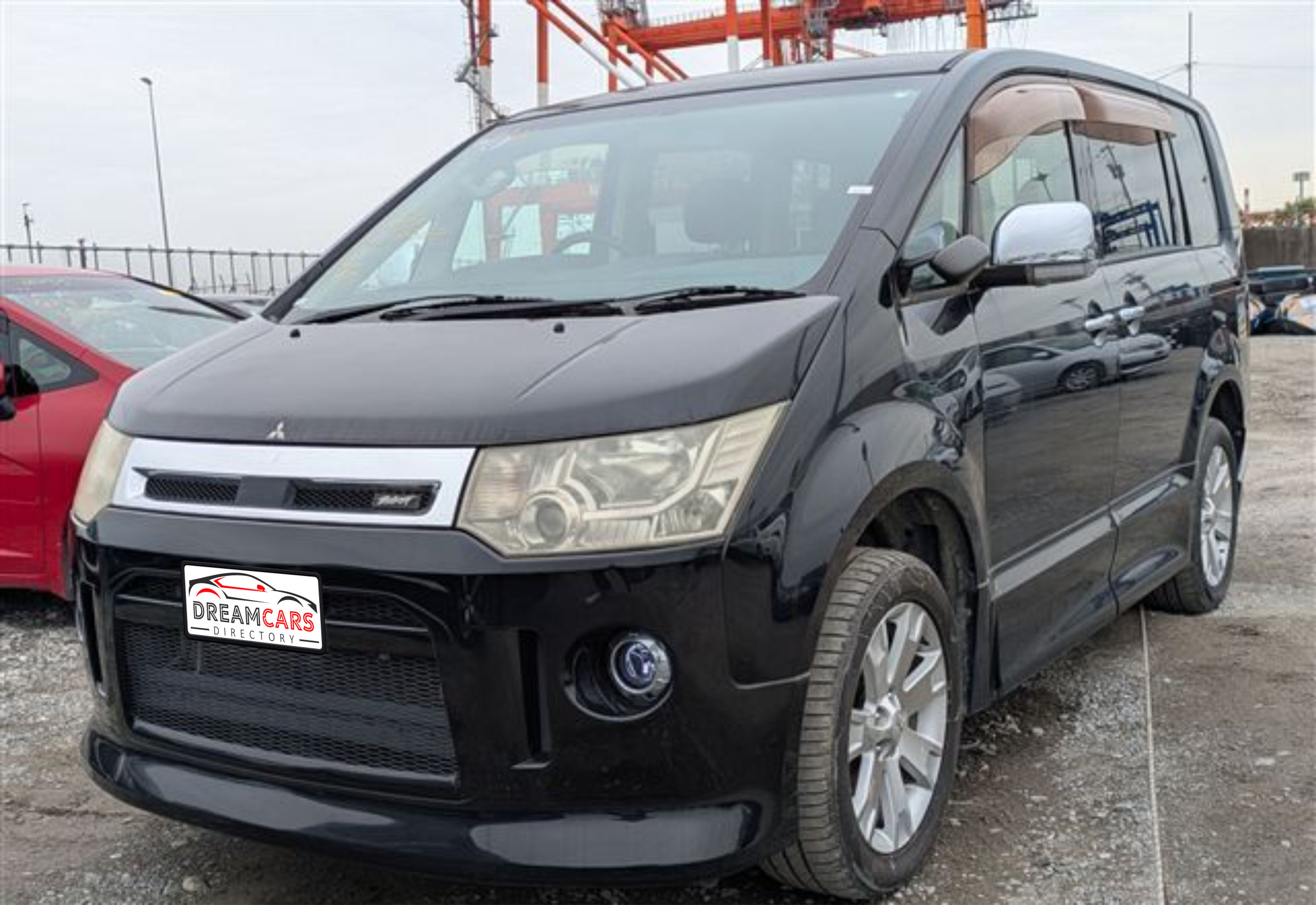 Mitsubishi Delica D:5 2011
