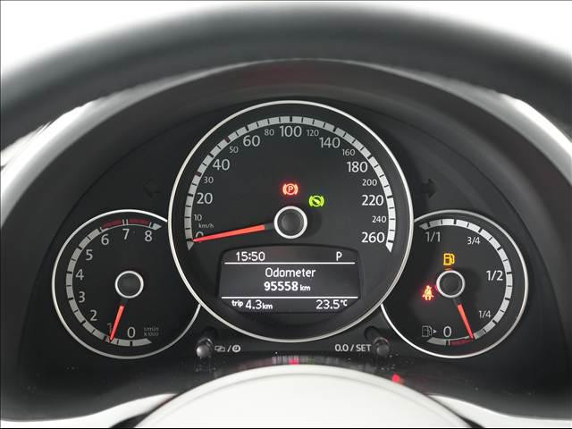 Volkswagen Coccinelle 2013 (6)
