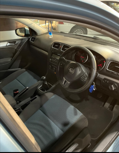 Volkswagen Golf 6 2012 (6)