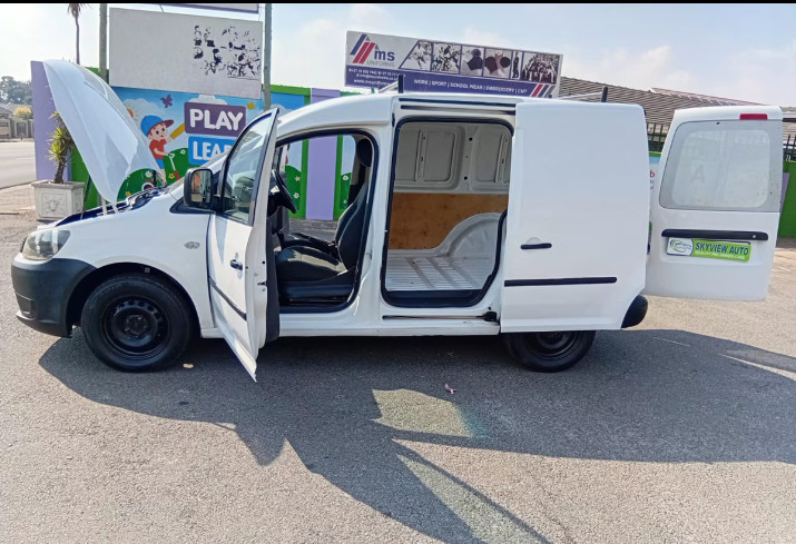 Volkswagen Caddy 2014 (7)