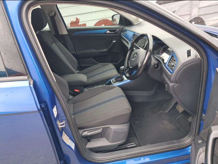 Volkswagen T-Roc 2022 (7)