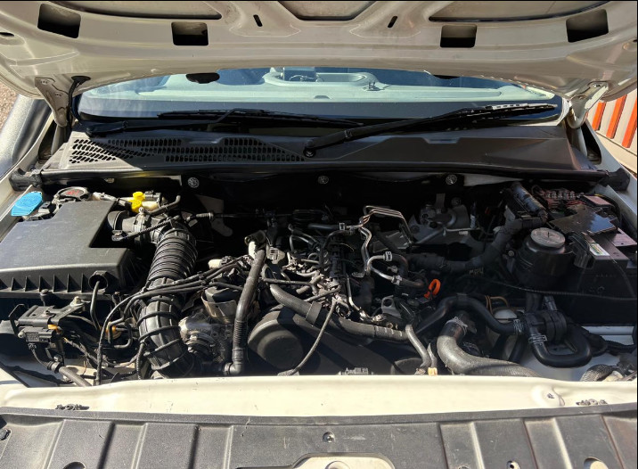 Volkswagen Amarok 2011 (5)