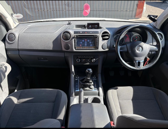 Volkswagen Amarok 2011 (7)