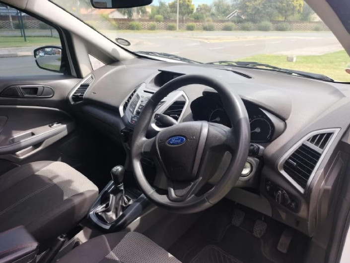 Ford EcoSport 2016 (5)