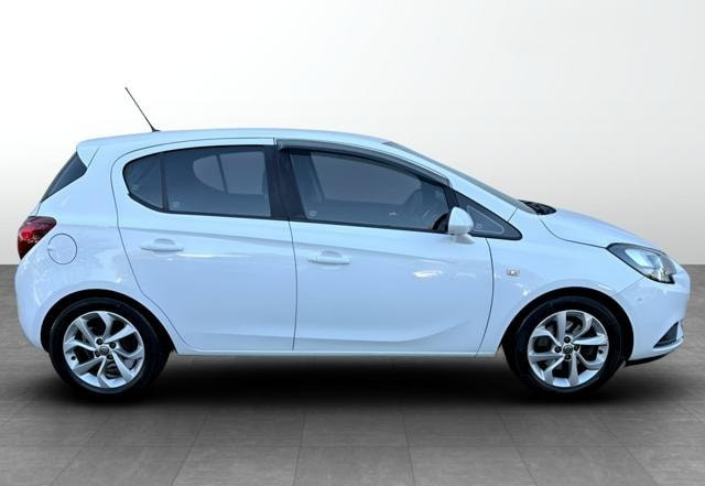 Opel Corsa 2017 (2)