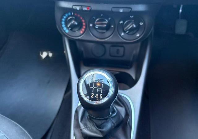 Opel Corsa 2017 (8)