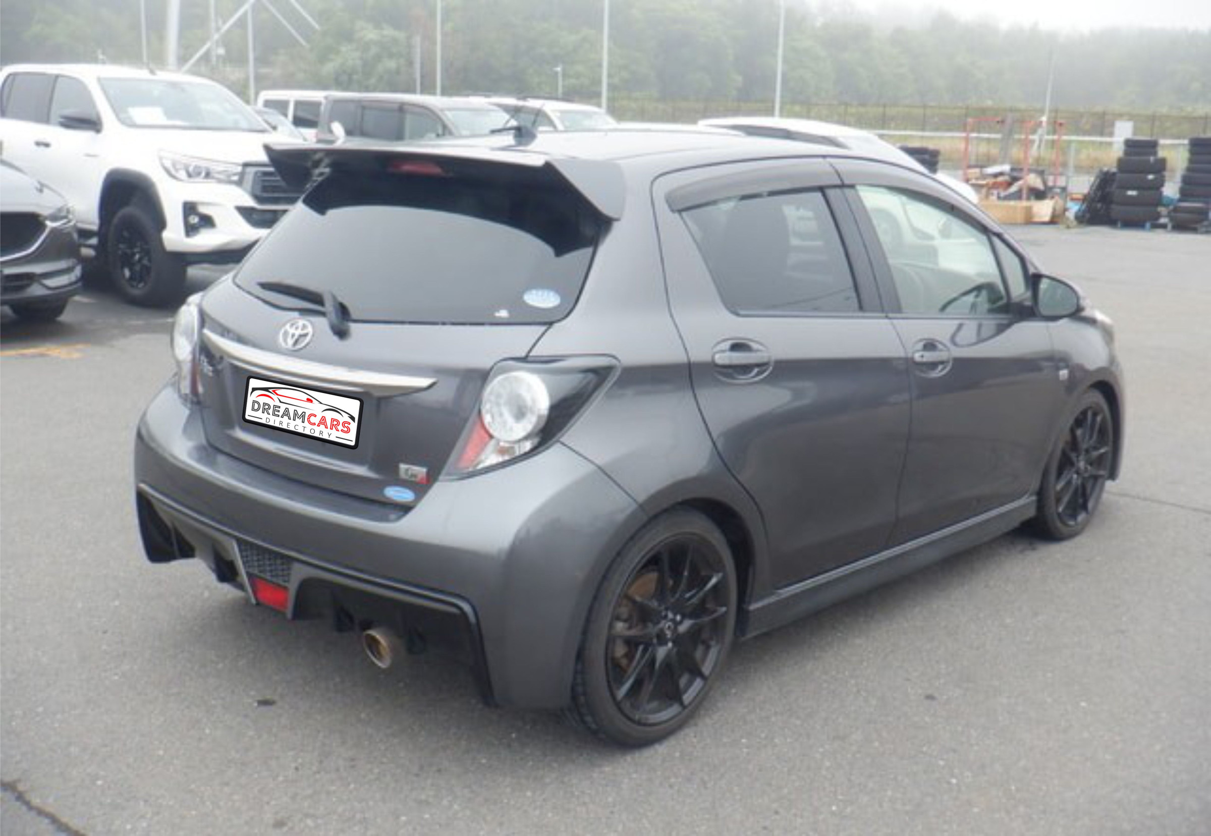 Toyota Vitz 2016 (3)