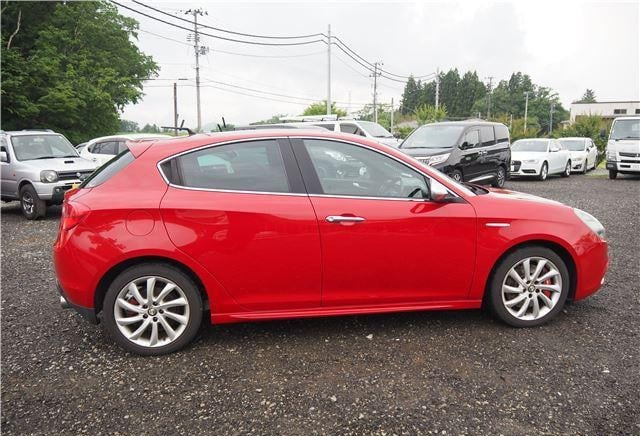 Alfa Romeo Giulietta 2012 (2)