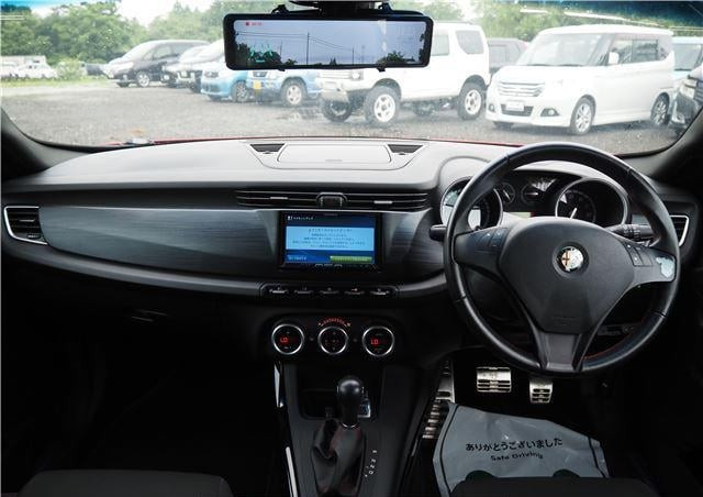 Alfa Romeo Giulietta 2012 (6)