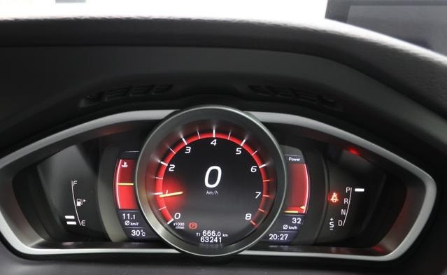 Volvo V40 2016 (6)