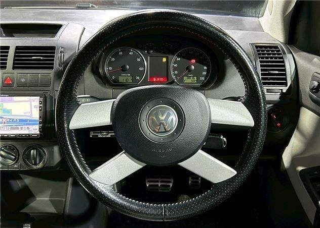 Volkswagen Cross Polo 2007 (6)