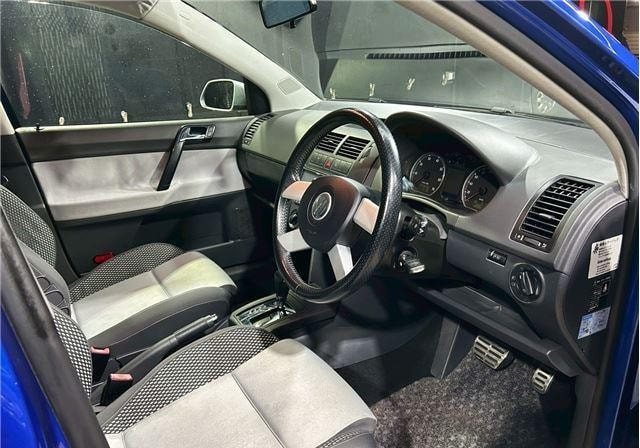 Volkswagen Cross Polo 2007 (4)