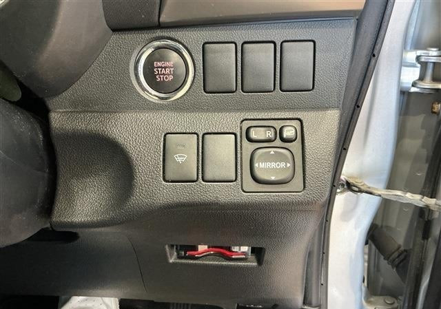 Subaru Trezia 2013 (7)