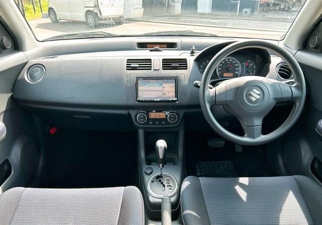 Suzuki Swift 2007 (6)