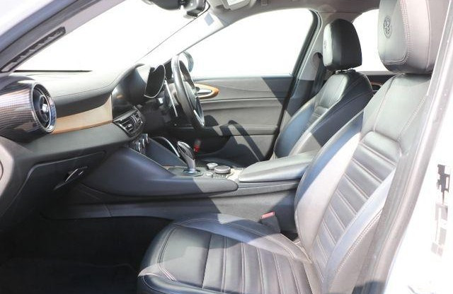 Alfa Romeo Giulia 2018 (7)