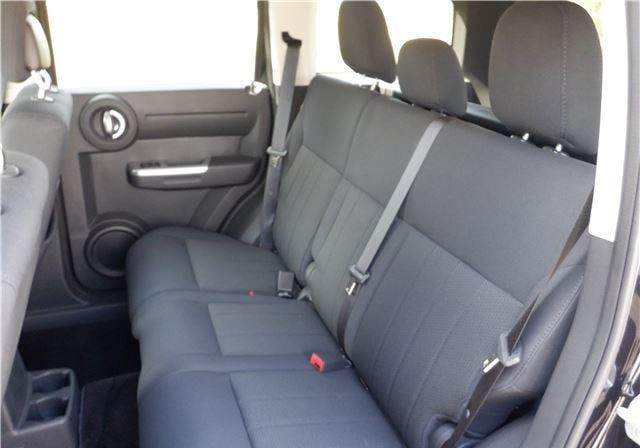 Dodge Nitro 2011 (9)