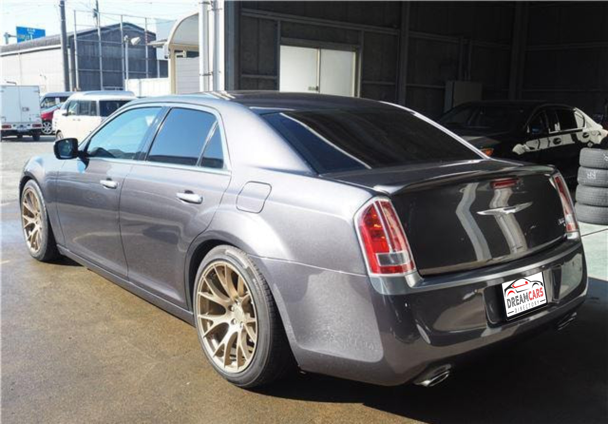Chrysler 300C 2013 (2)