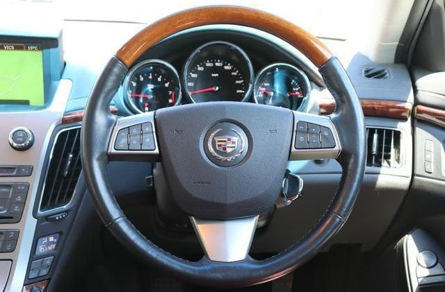 Cadillac CTS 2011 (9)