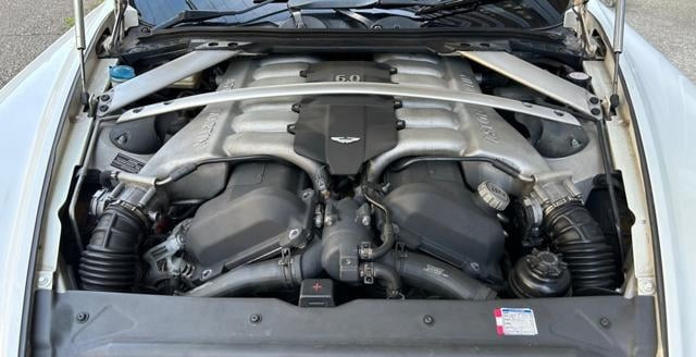 Aston Martin DB9 2007 (4)