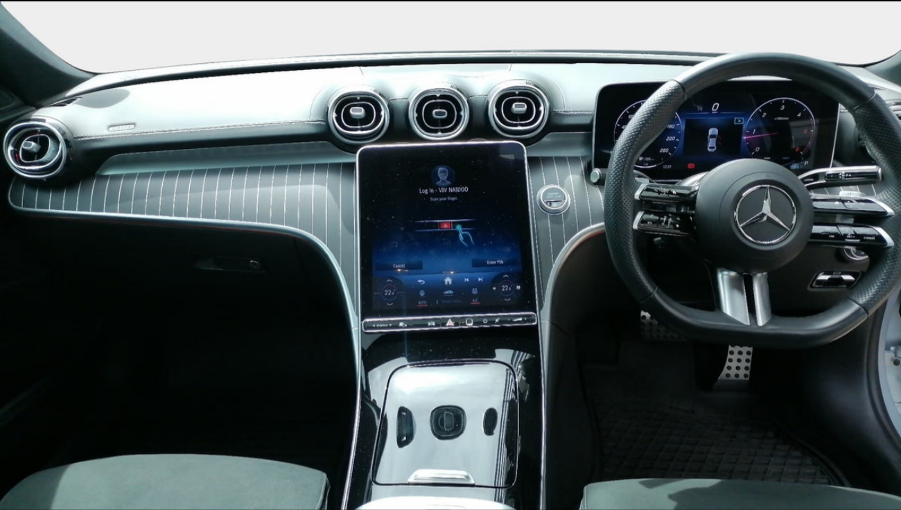 Mercedes-Benz C220 2022 (6)