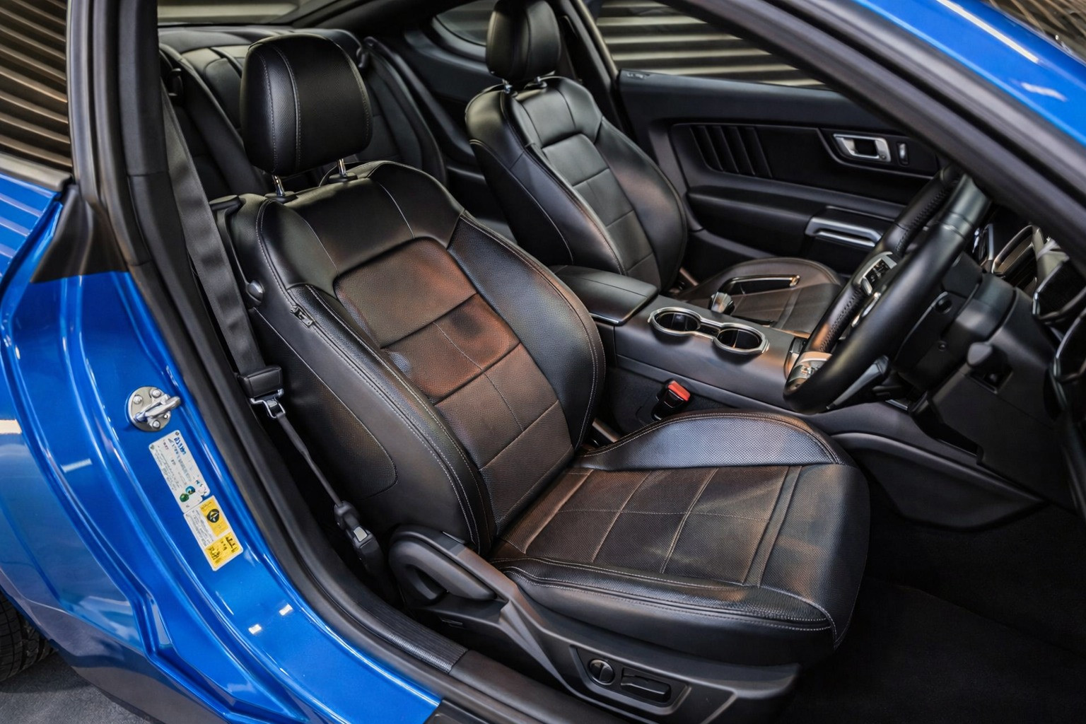 Ford Mustang 2020 (7)