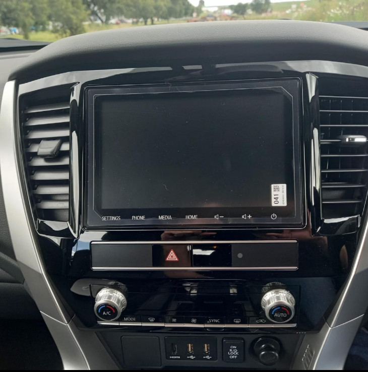 Mitsubishi Pajero Sport 2026 (9)