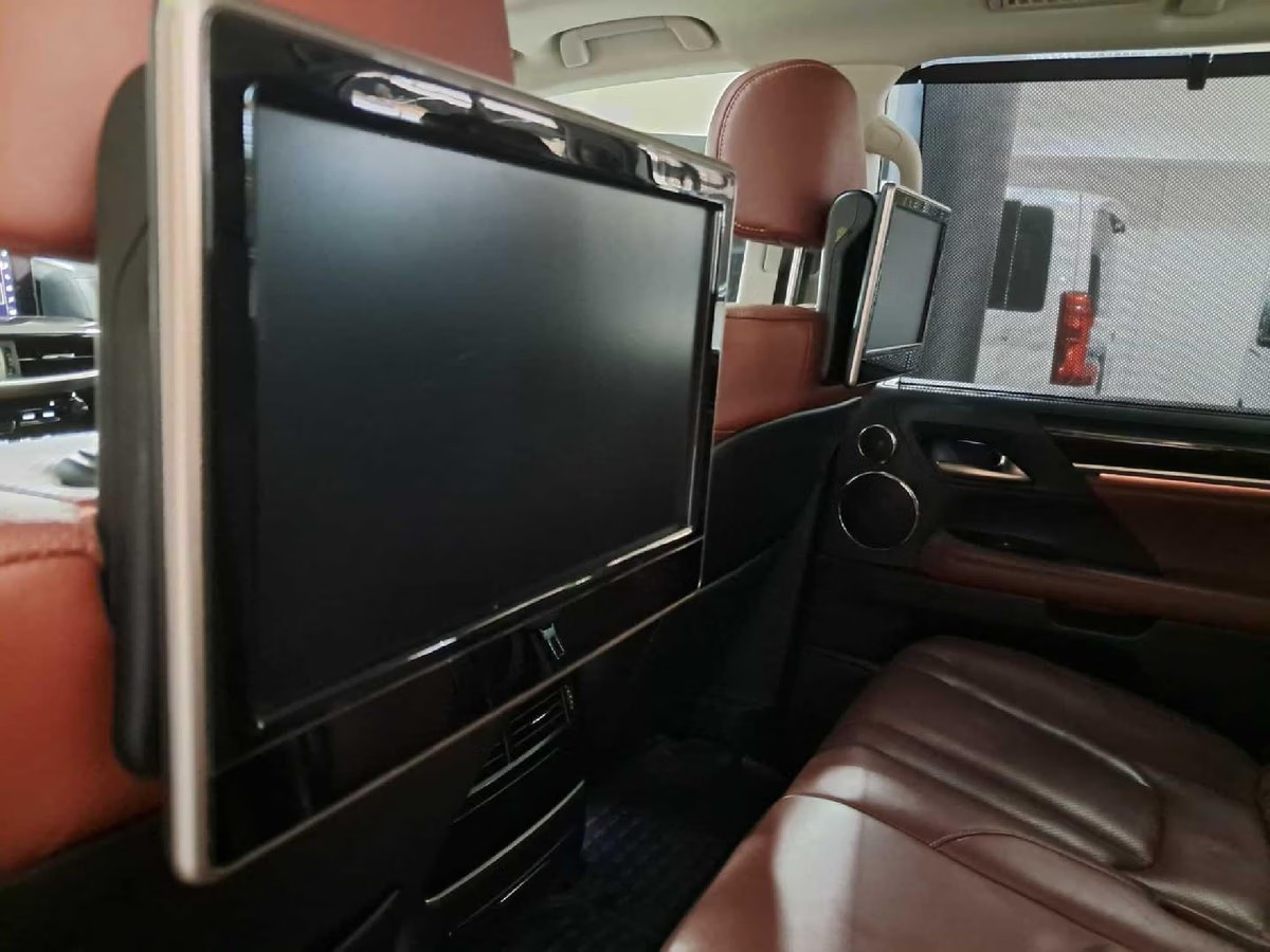 Lexus LX 450 2021 (9)