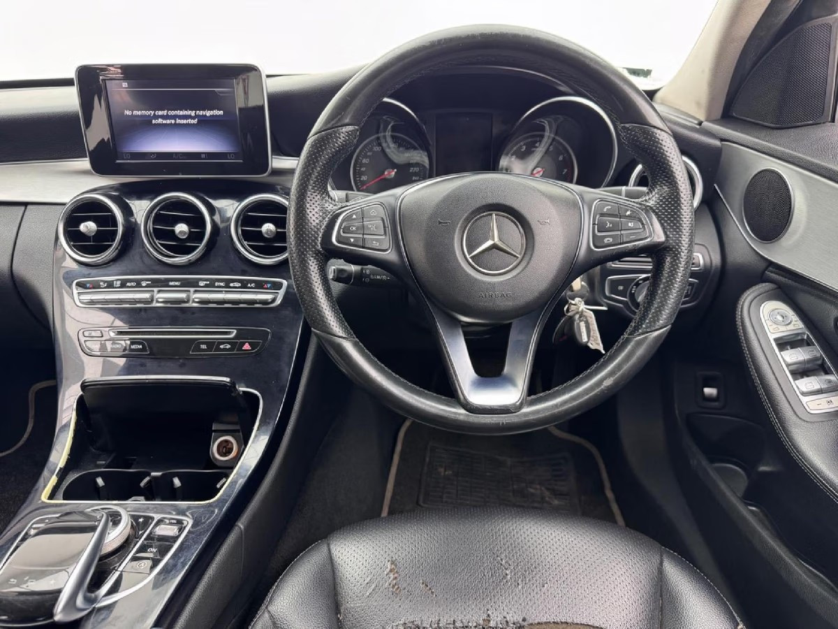 Mercedes-Benz C180 2014 (6)