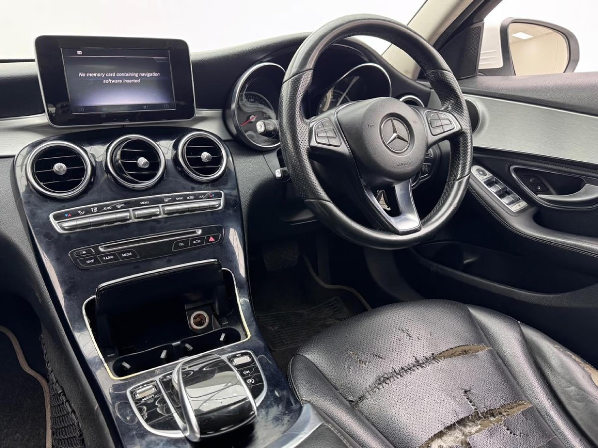 Mercedes-Benz C180 2014 (4)