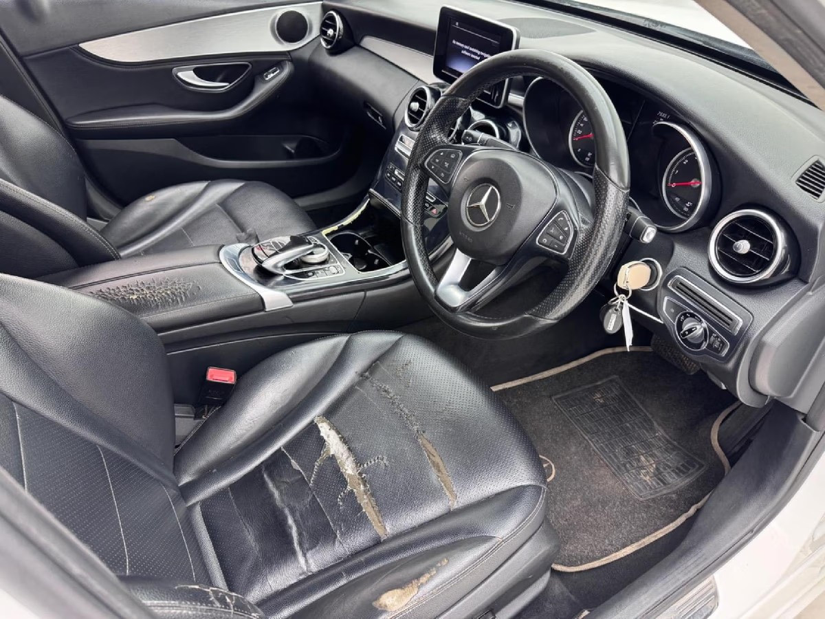 Mercedes-Benz C180 2014 (10)