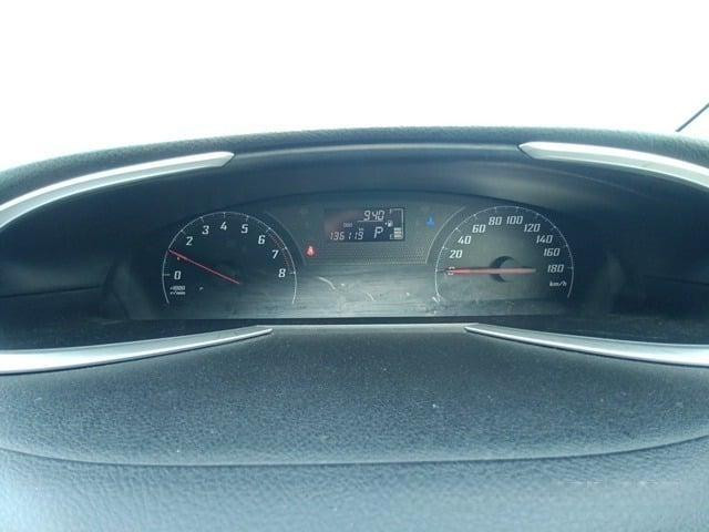 Toyota Sienta 2015 (5)