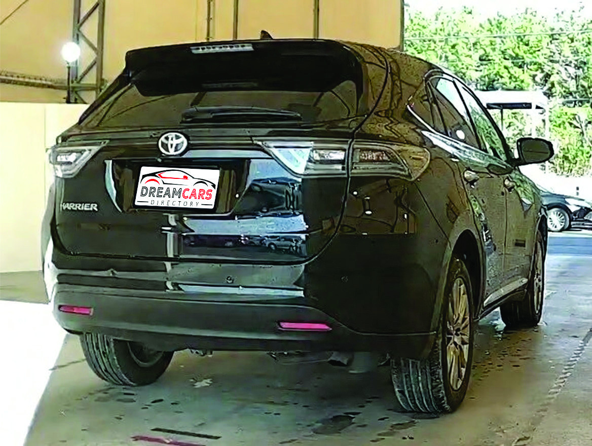 Toyota Harrier Premium 2015 (2)