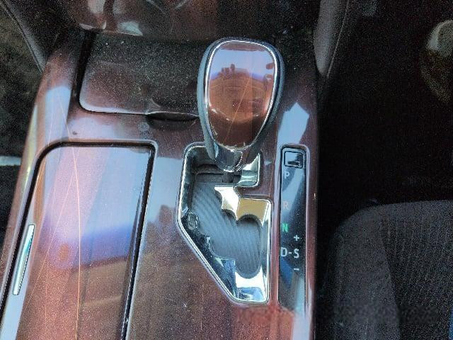 Toyota Crown Royal Saloon 2015 (9)