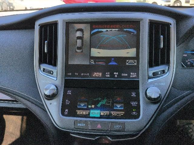 Toyota Crown Royal Saloon 2015 (8)