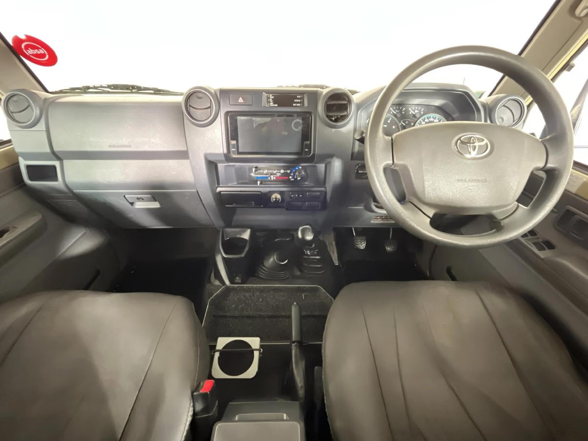 Toyota Land Cruiser 2021 (3)