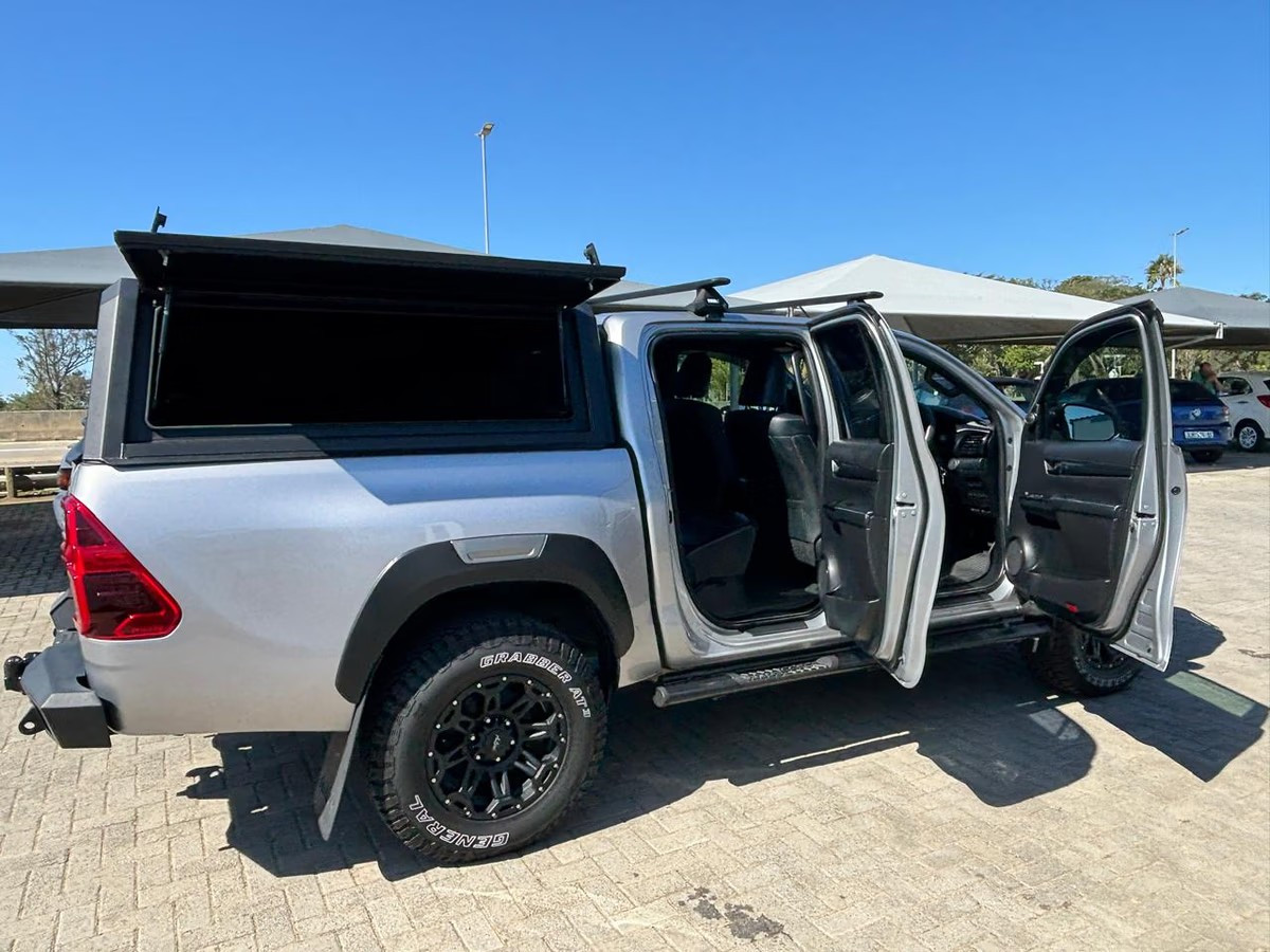 Toyota Hilux 2.8 GD-6 2018 (3)