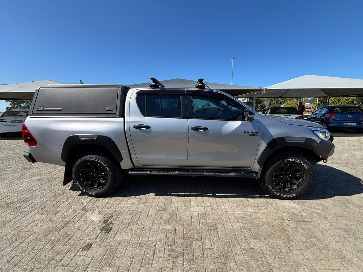 Toyota Hilux 2.8 GD-6 2018 (5)