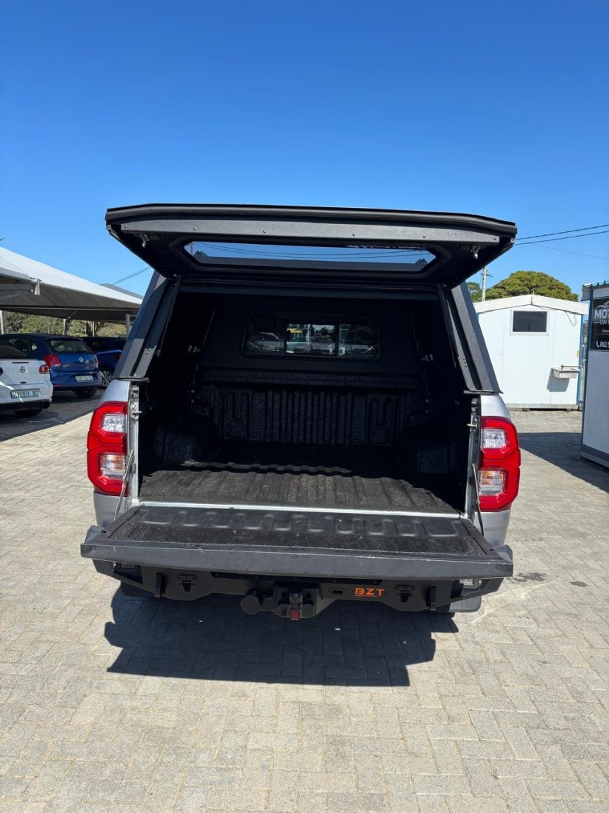 Toyota Hilux 2.8 GD-6 2018 (4)