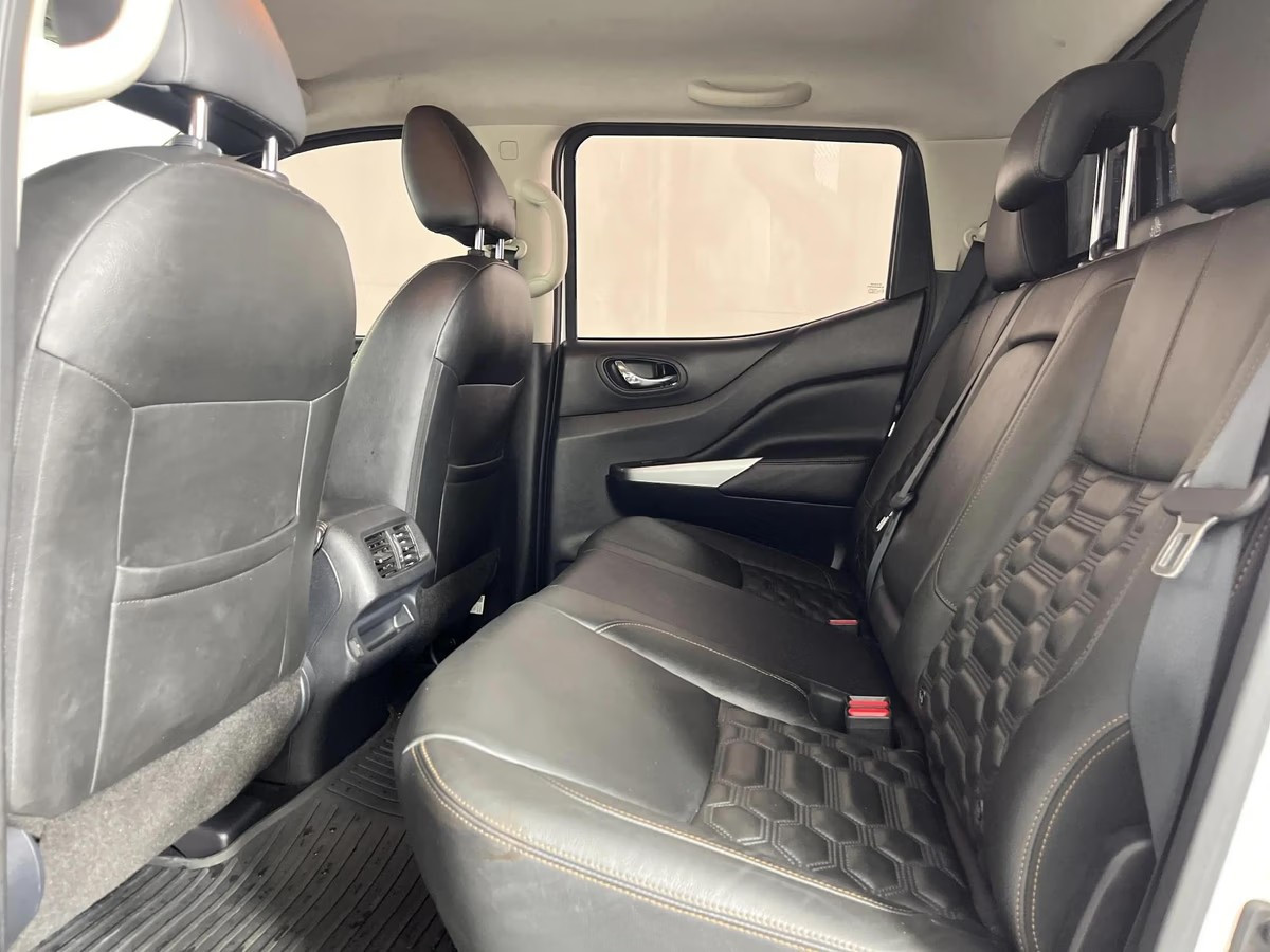 Nissan Navara 2022 (7)