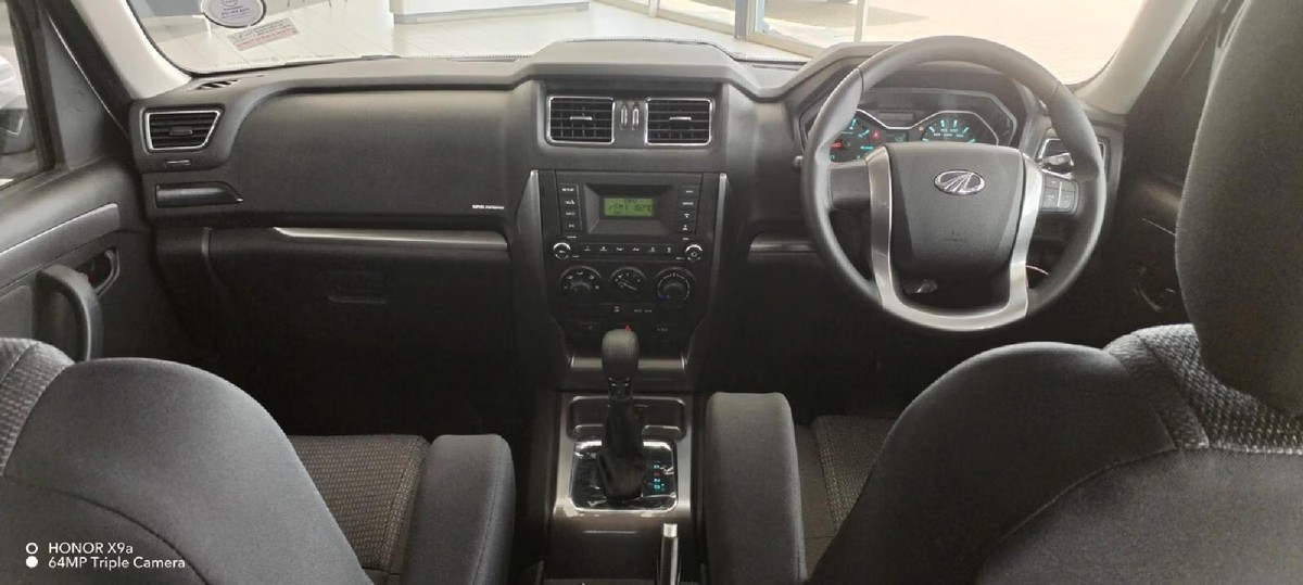 Mahindra Pik Up 2026 (6)