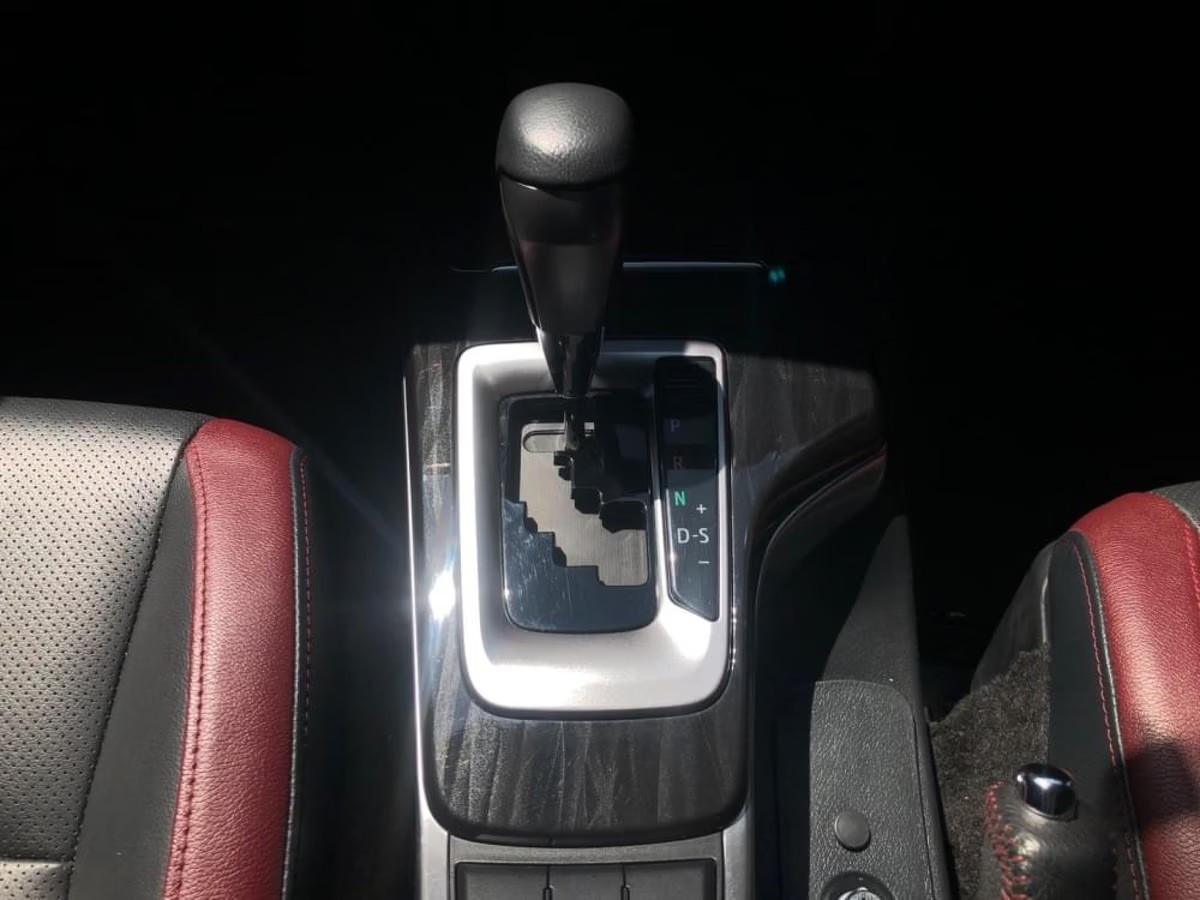 Toyota Fortuner 2025 (6)