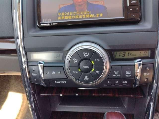 Toyota Mark X 2010 (8)