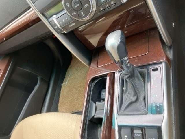 Toyota Mark X 2013 (8)