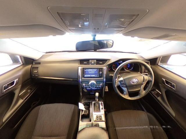 Toyota Mark X 2012 (4)