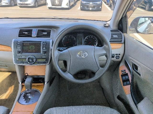 Toyota Allion 2009 (8)