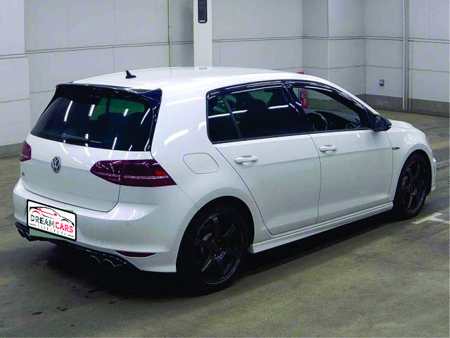 Volkswagen Golf 2015 (3)