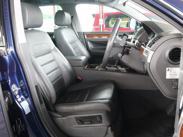 Volkswagen Touareg 2007 (4)