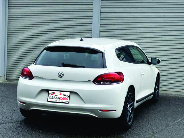 Volkswagen Scirocco 2010 (2)