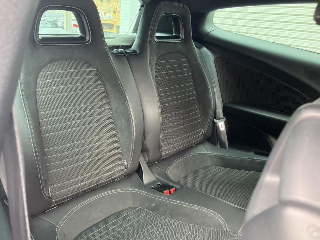 Volkswagen Scirocco 2010 (6)